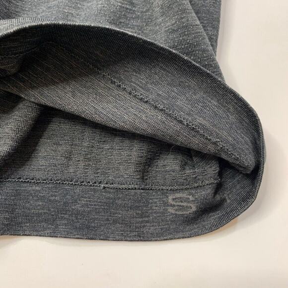 Lululemon T Shirt Mens S Charcoal Short Sleeve Metal Vent Tech Arizona Sky Logo - Picture 6 of 9